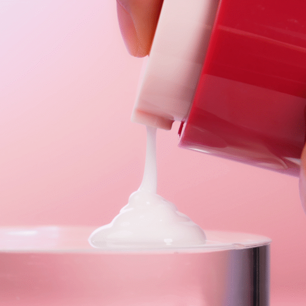 Sövorotki tekstuur mikroglami IsNtree Plum Peptide Booster 2000S-ga