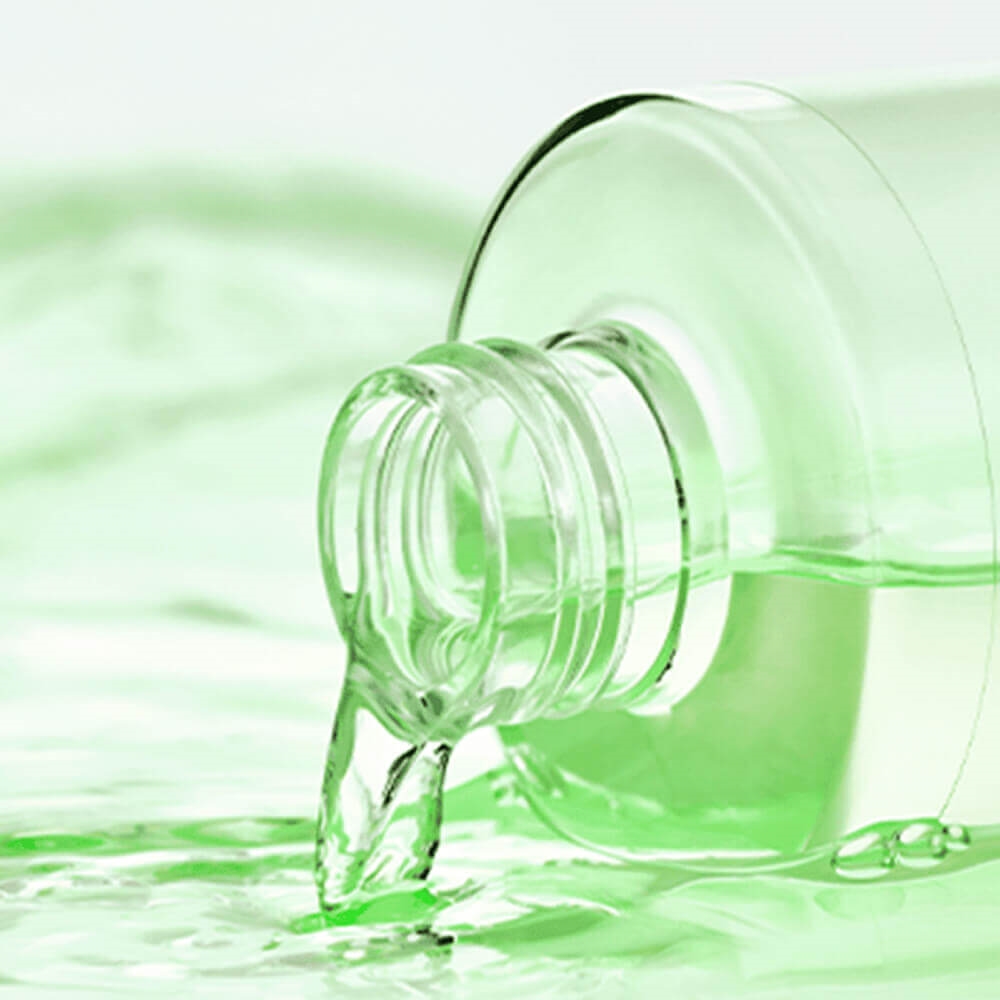 Текстура и аромат тонера Anua Azelaic Acid 3 Cica Skin Clarifying Toner