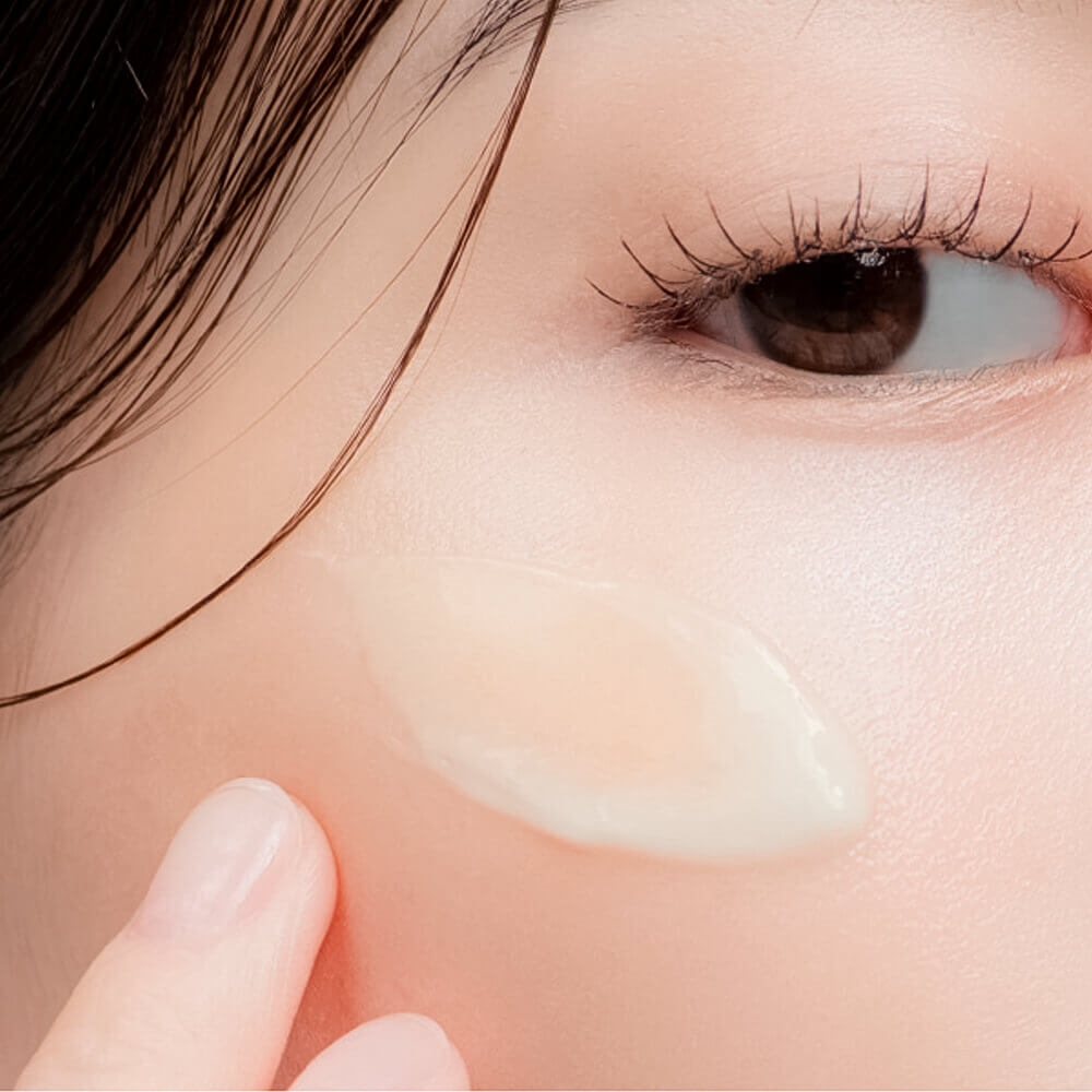 Dr. Althea 345 Relief Cream на коже лица — увлажнение, восстановление, осветляющий и успокаивающий эффект.