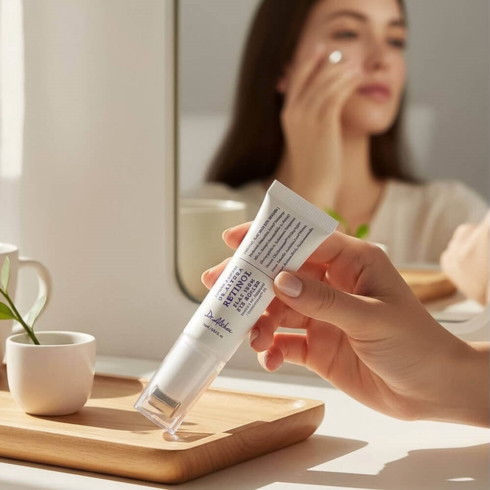 Корейская сыворотка Dr. Althea Retinol Flat Iron Eye Roller — домашний уход за кожей вокруг глаз.